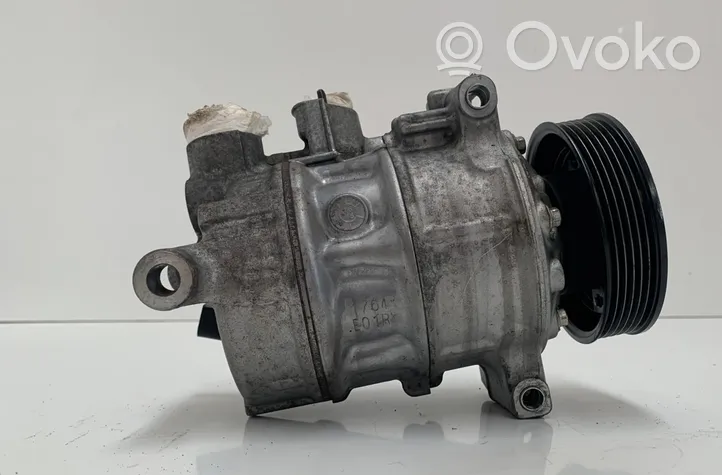 Volkswagen Polo Ilmastointilaitteen kompressorin pumppu (A/C) 5Q0816803C