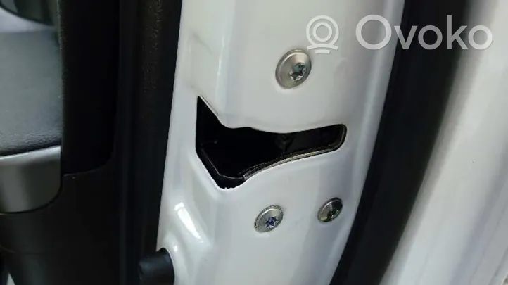 Hyundai Elantra Front door lock 