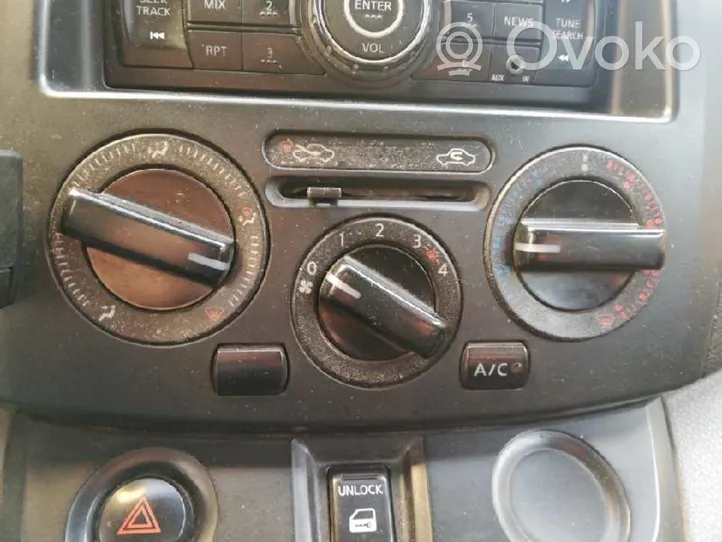 Nissan e-NV200 Panel klimatyzacji 009326Z