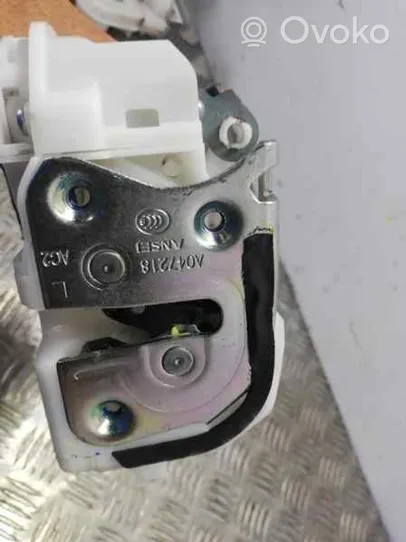 Peugeot 4008 Rear door lock 