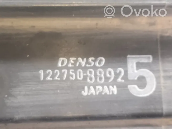 Toyota Prius (XW20) Jäähdyttimen jäähdytinpuhallin 1227508892