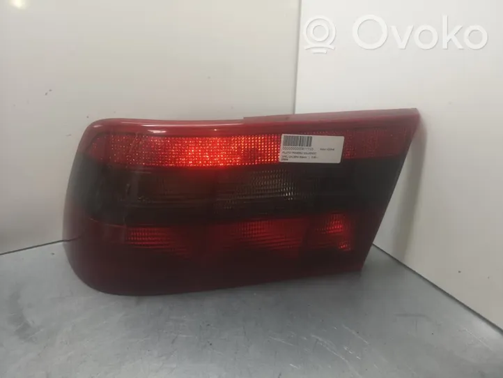 Opel Calibra Galinis žibintas kėbule 45172