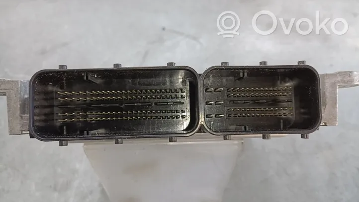 Infiniti Q50 Calculateur moteur ECU A6519003303