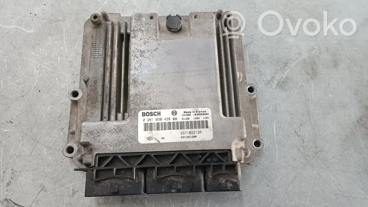 Dacia Dokker Engine control unit/module 237102213R