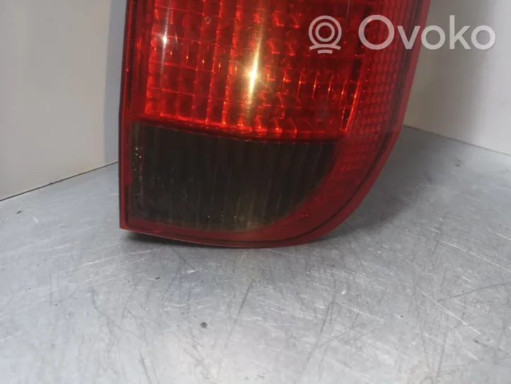 Ford Fusion Lampa tylna 2N1113A602