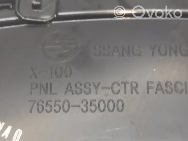 SsangYong Tivoli Rejilla de ventilación central del panel 765503500