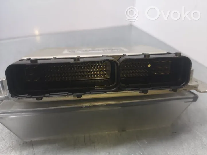 Hyundai Getz Dzinēja vadības bloks 3910127715