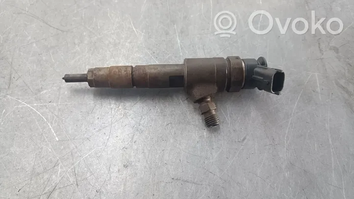 Citroen C4 II Fuel injector 870692