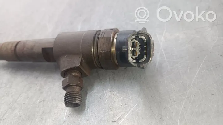 Citroen C4 II Fuel injector 870692