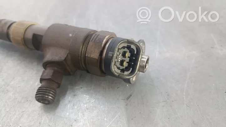 Citroen C4 II Fuel injector 870692