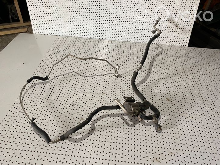 Subaru Outback Air conditioning (A/C) pipe/hose 