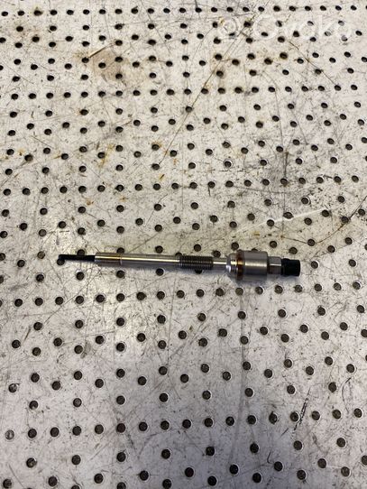 Opel Astra J Glow plug 55590466