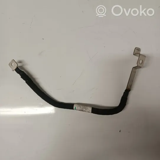 Opel Insignia B Minus / Klema / Przewód akumulatora 39110536