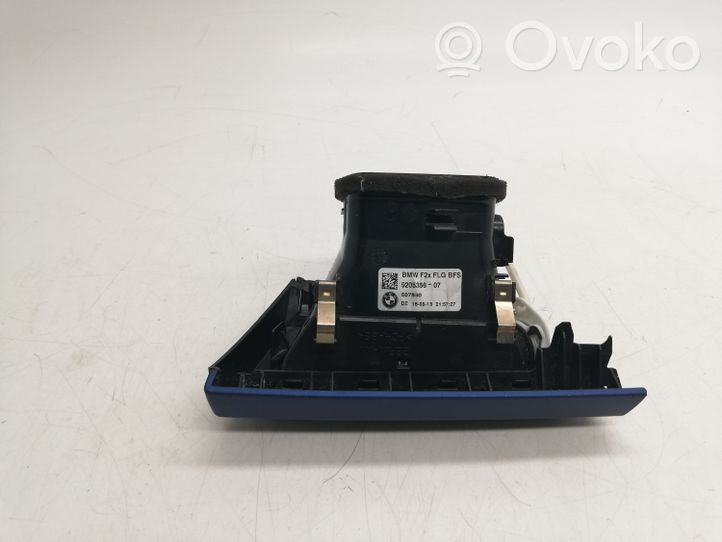 BMW 1 F20 F21 Copertura griglia di ventilazione cruscotto 920535607