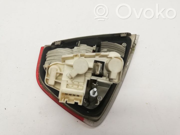6937460 BMW 3 E90 E91 Tailgate rear/tail lights, 17.00 € RRR
