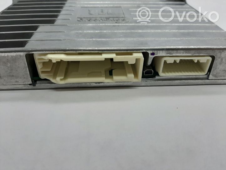 Toyota RAV 4 (XA40) Amplificatore 8628042050