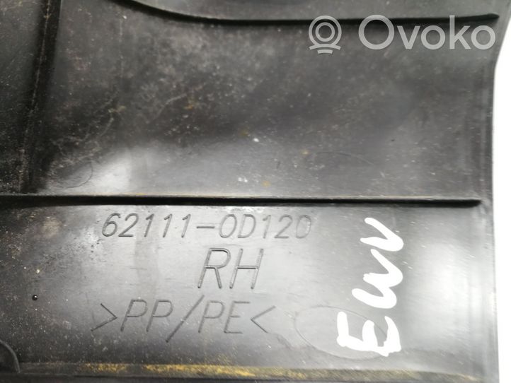 Toyota Yaris Listwa progowa przednia 621110D120