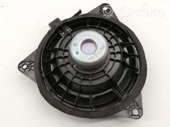 Toyota Prius (XW50) Front door speaker 20516J0803