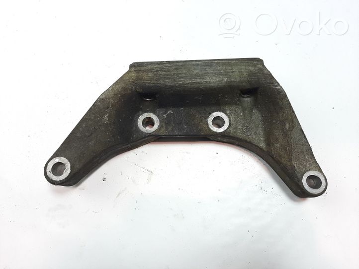 Volvo XC60 Supporto di montaggio scatola del cambio 6G927M125BB