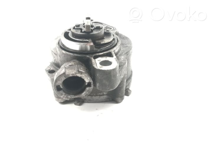 Mazda 3 I Pompe à vide D156