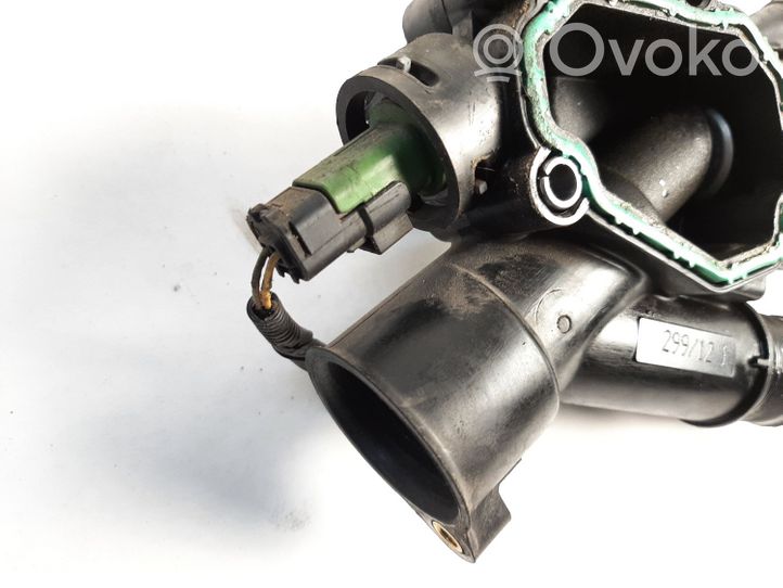 Ford Kuga II Obudowa termostatu 980364878000