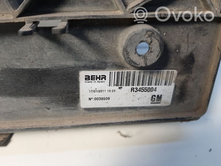 Opel Meriva B Jäähdyttimen jäähdytinpuhallin 560961104