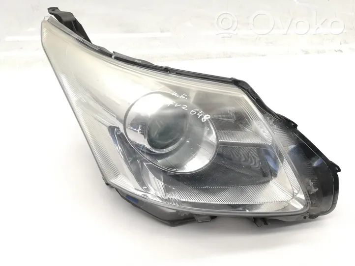 Toyota Avensis T270 Lampa przednia E412676