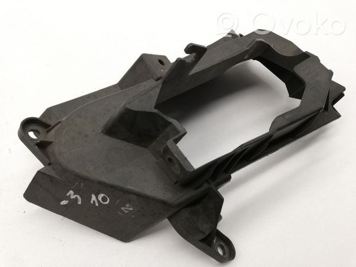 Mazda 3 II Supporto del fendinebbia 11441345