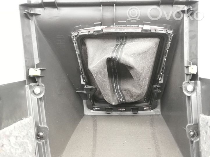 Toyota Corolla Verso E121 Revêtement pommeau de levier de vitesses cuir 