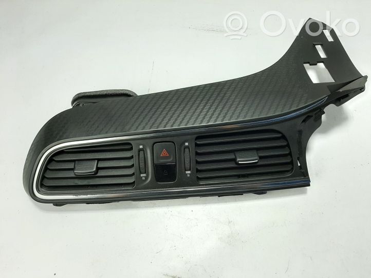 Renault Kadjar Lango oro grotelės 687502972R