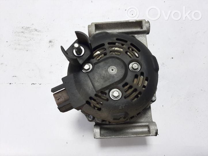 Opel Insignia B Generatore/alternatore 13587304