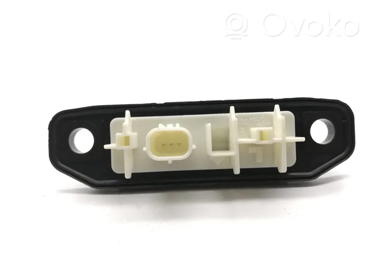 Toyota Yaris Cross Bouton interrupteur ouverture du coffre 