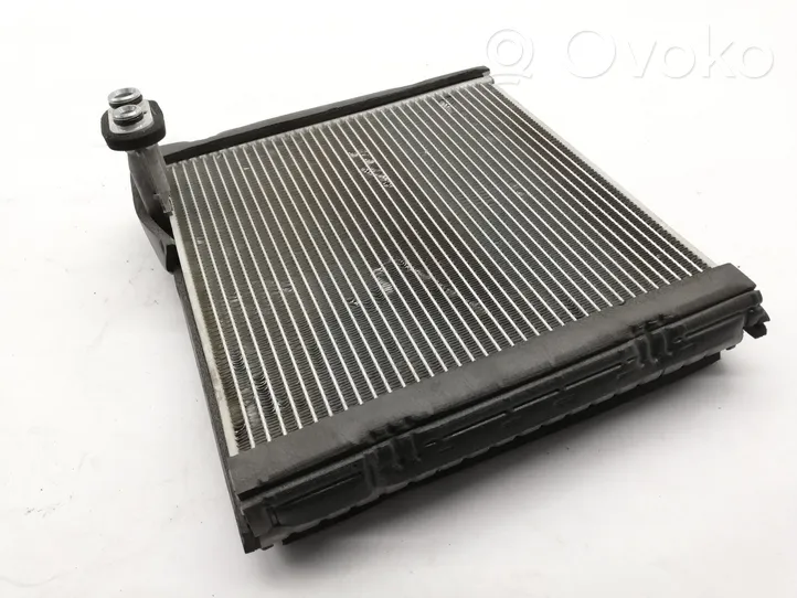 Toyota C-HR Air conditioning (A/C) radiator (interior) 