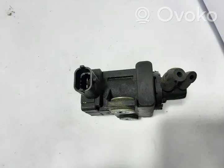 Opel Astra J Valvola centrale del freno 55576356