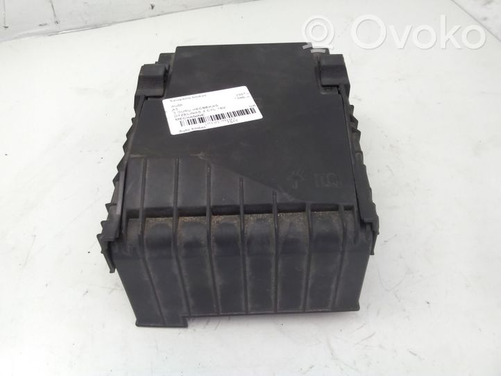 Audi A3 S3 8P Module de fusibles 1K0937125A