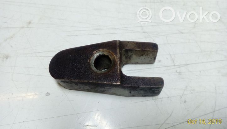Mercedes-Benz ML W163 Fuel Injector clamp holder 