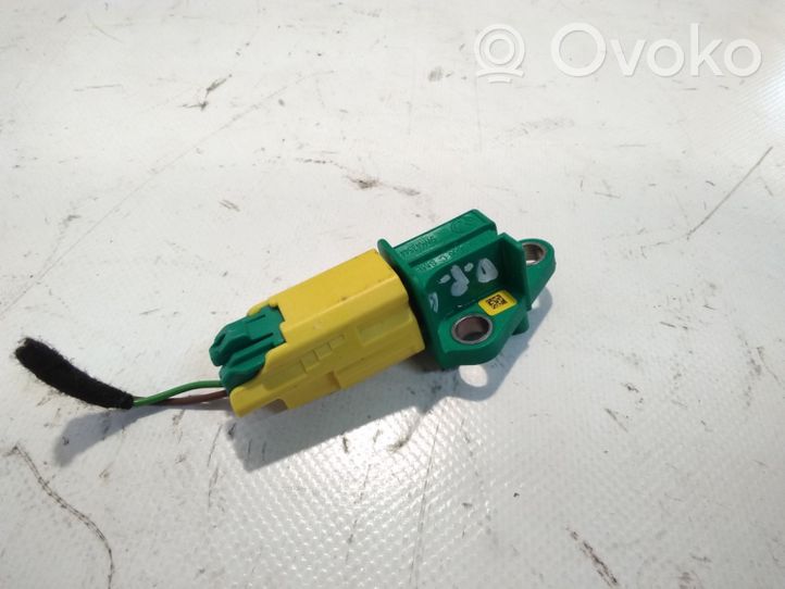 Audi A6 S6 C6 4F Gaisa spilvenu trieciensensors 1K0909608