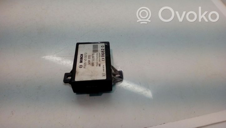 Mitsubishi Carisma Unidad de control/módulo inmovilizadora F005V00072