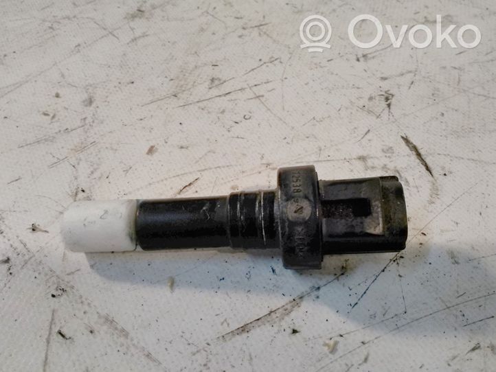 Volvo V50 Windshield washer fluid level sensor 0023935