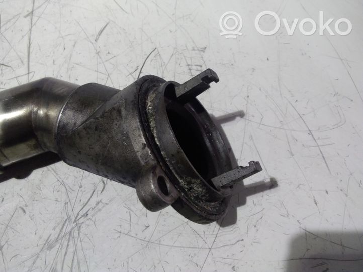 Mercedes-Benz S W220 Obudowa termostatu A6282030075