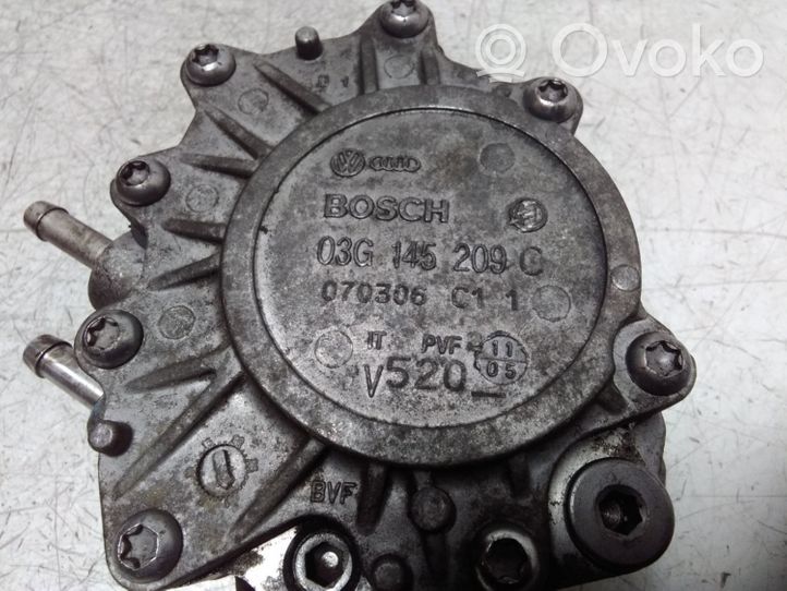 Volkswagen PASSAT B6 Pompa podciśnienia / Vacum 03G145209C