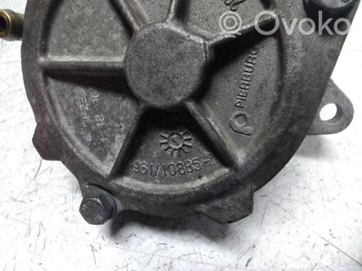 Land Rover Freelander Pompe à vide 2248170