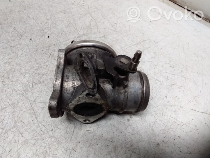 Volkswagen Bora Soupape vanne EGR 038129637