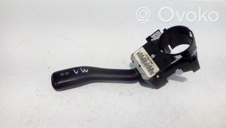 Volkswagen Golf IV Indicator stalk 8L0953513G