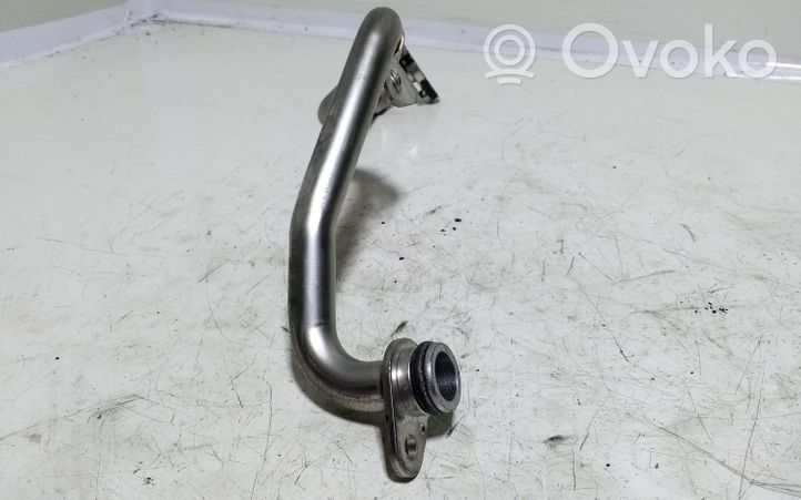 Mercedes-Benz E W213 Tuyau de raccordement solide EGR A6542031300