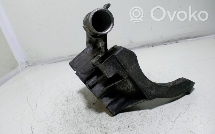 Audi A7 S7 4G Staffa di montaggio del compressore dell’A/C 059145169