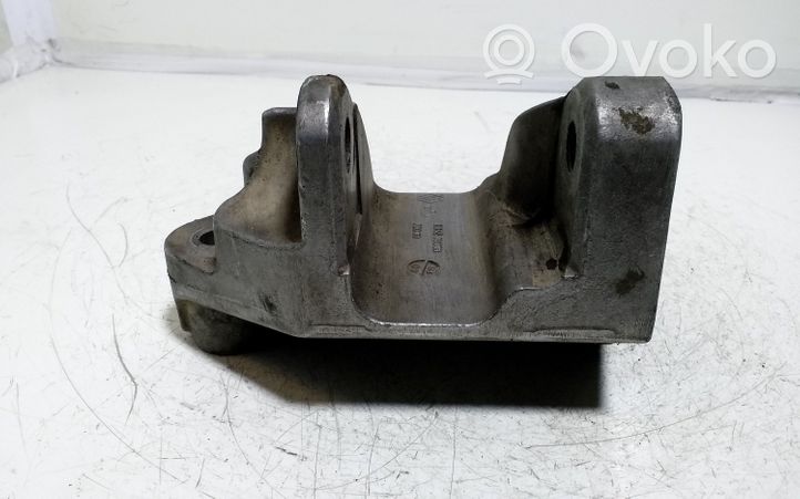 Renault Koleos I Engine mounting bracket 11332JY00B