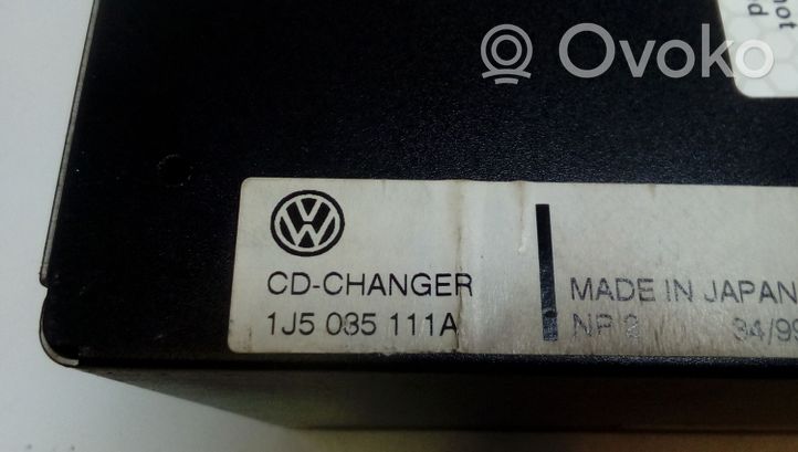 Volkswagen Bora CD/DVD keitiklis 1J5035111