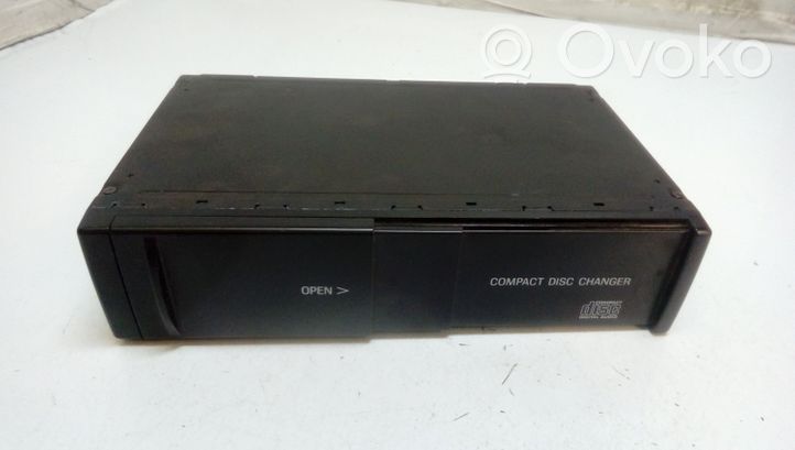 Ford Galaxy Changeur CD / DVD 95VW18C849