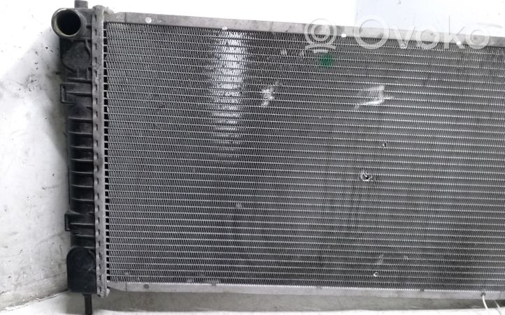 Mercedes-Benz 609 Coolant radiator 2203986